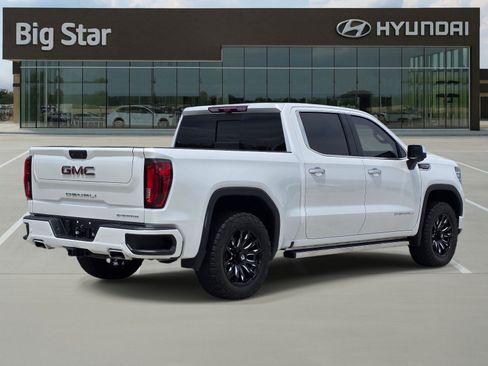 Used 2022 GMC Sierra 1500 Denali w/ Denali Reserve Package AWD/4WD image 4