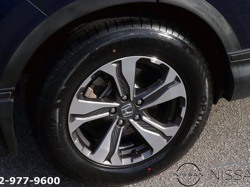 Used 2017 Honda CR-V LX image 8