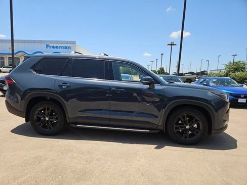 Used 2026 Toyota Grand Highlander AWD image 4
