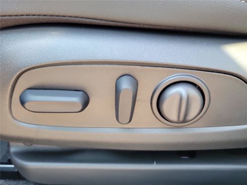 New 2026 Buick Encore GX Preferred w/ Comfort Package FWD image 17
