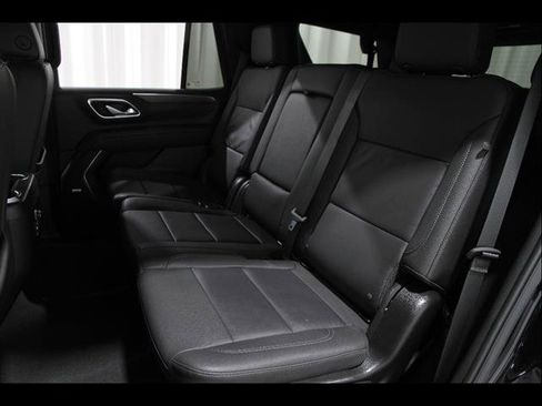 Used 2024 Chevrolet Tahoe Z71 w/ Z71 Off-Road Package image 19