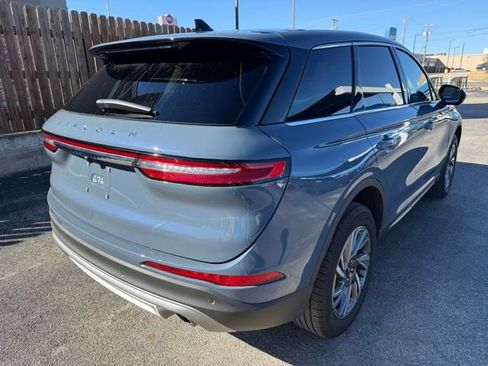 Used 2025 Lincoln Corsair AWD w/ Equipment Group 101A image 4