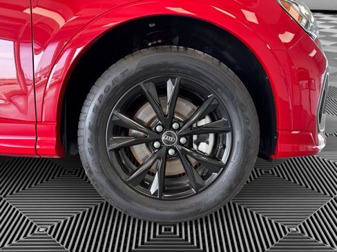 Used 2025 Audi Q3 2.0T Premium image 10