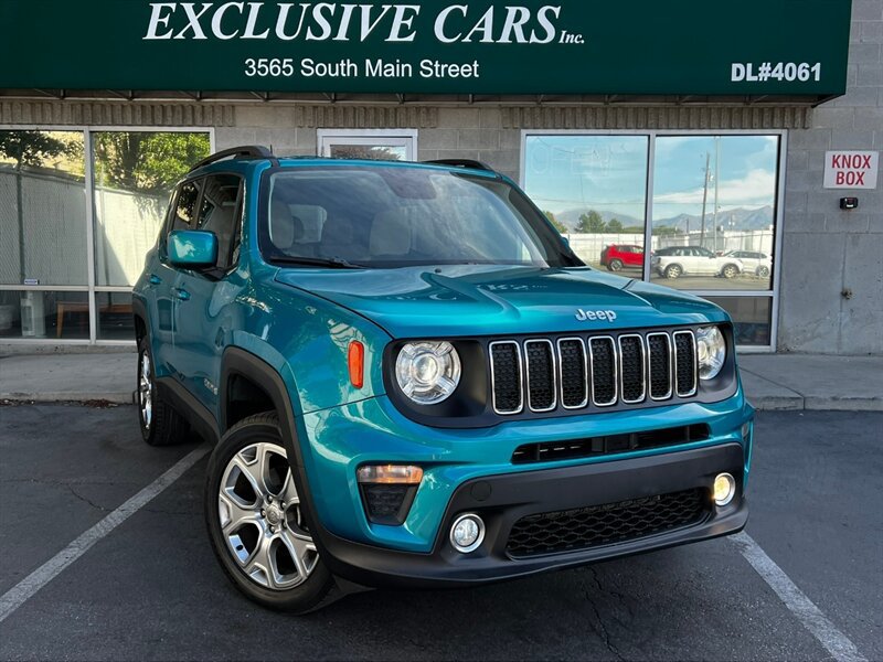 Used 2019 Jeep Renegade Latitude w/ Safety & Security Group II AWD/4WD image 1