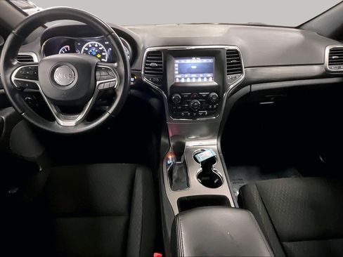Used 2021 Jeep Grand Cherokee Laredo AWD/4WD image 15