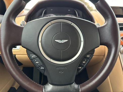 Used 2014 Aston Martin DB9 Volante image 10