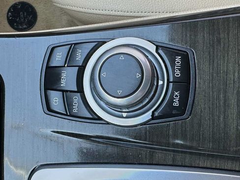Used 2011 BMW 528i Sedan RWD image 37