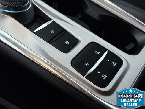 Used 2020 Ford Explorer XLT w/ Equipment Group 202A image 23