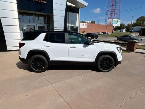 New 2026 GMC Terrain Elevation w/ Elevation Premium Package image 7