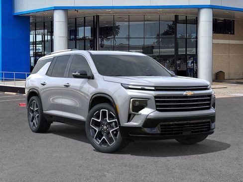 New 2026 Chevrolet Traverse High Country image 7
