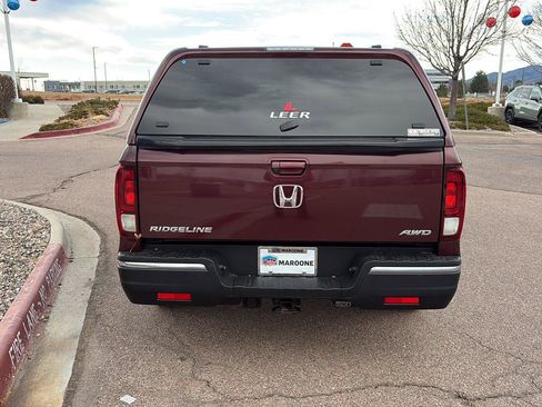 Certified 2018 Honda Ridgeline RTL-T image 5