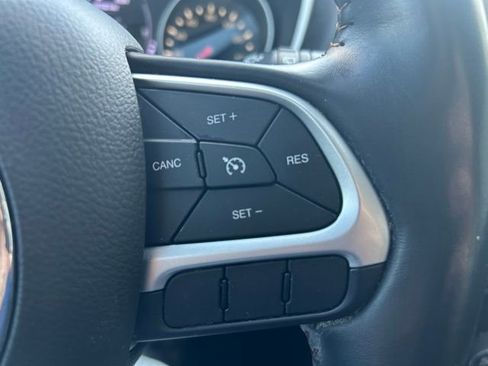 Used 2020 Jeep Compass Latitude image 19