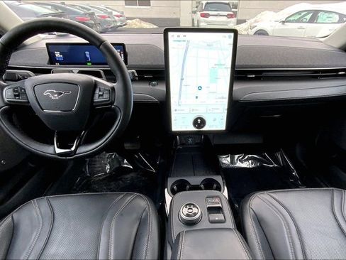 Used 2022 Ford Mustang Mach-E Premium image 14