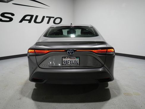 Used 2022 Toyota Mirai XLE w/ Advanced Technology Package image 11