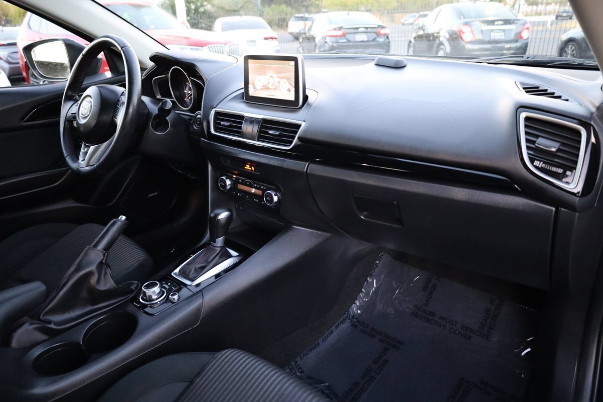 Used 2016 MAZDA MAZDA3 i Touring w/ Popular Equipment Package FWD image 16