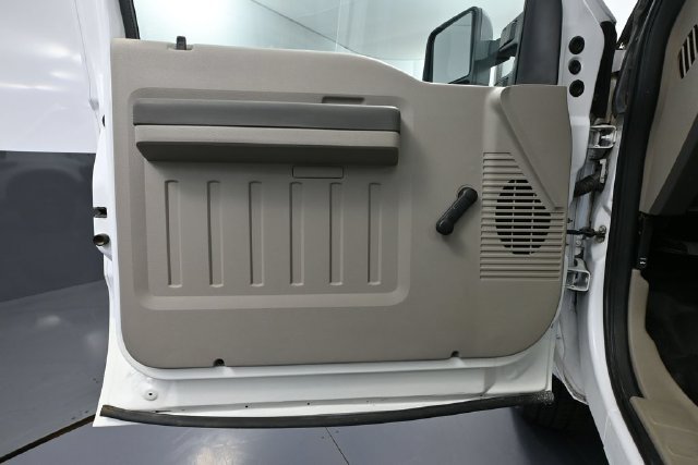 Used 2010 Ford F250 XL AWD/4WD image 14