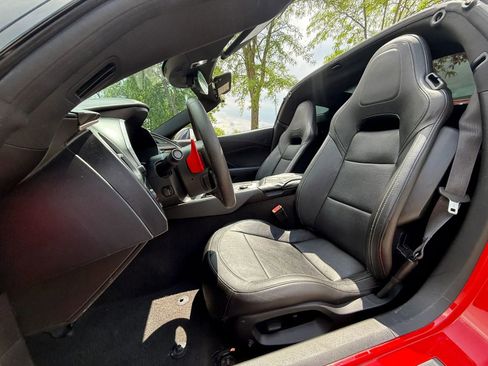 Used 2016 Chevrolet Corvette Stingray Coupe w/ Carbon Flash Badge Package RWD image 14