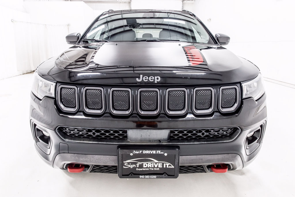 Used 2022 Jeep Compass Trailhawk AWD/4WD image 10