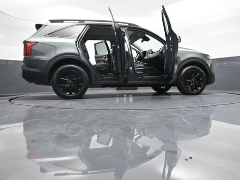 Certified 2023 Kia Sorento S w/ Panoramic Sunroof Package image 49