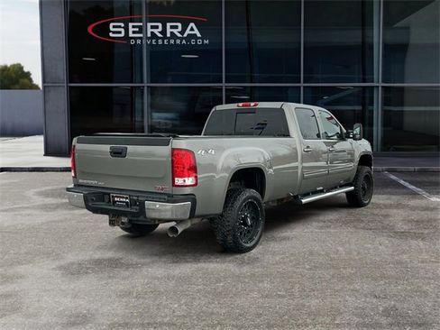 Used 2014 GMC Sierra 3500 SLT w/ SLT Convenience Package image 5