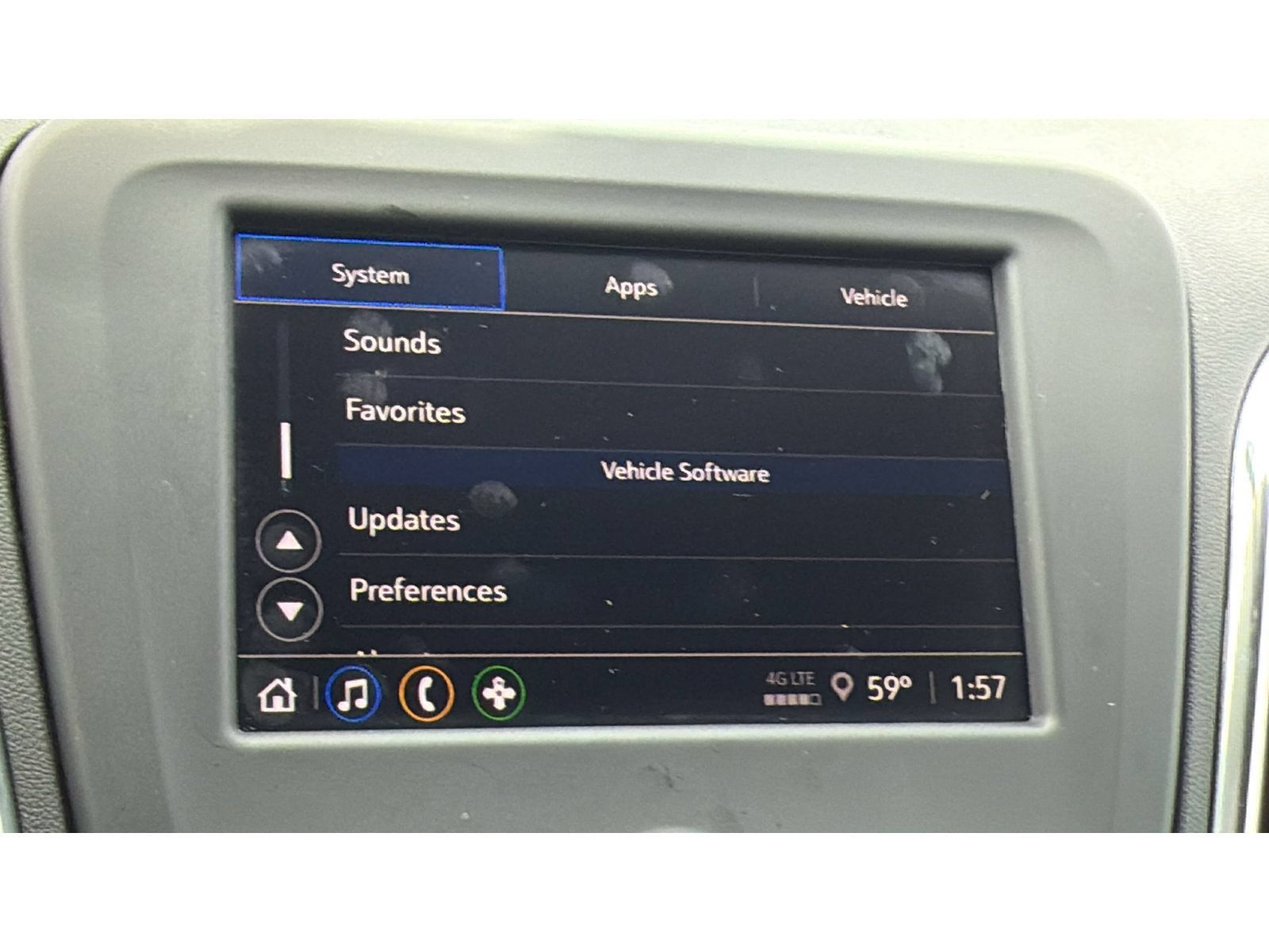 Used 2024 Chevrolet Equinox LT FWD image 20