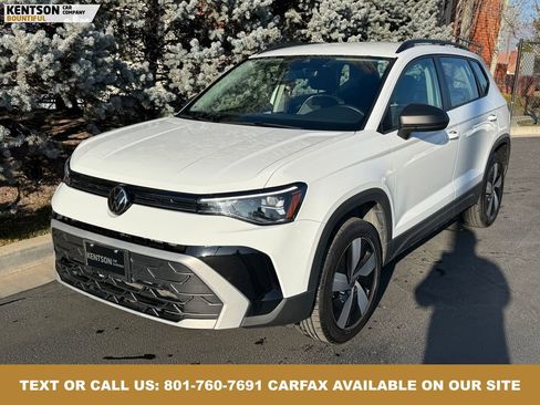 Used 2025 Volkswagen Taos S image 3