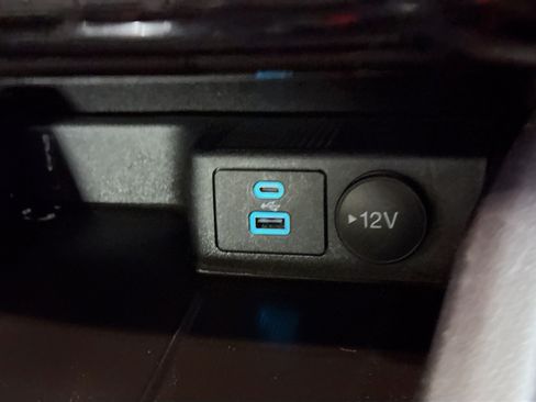 Used 2022 Ford Escape SEL FWD image 41