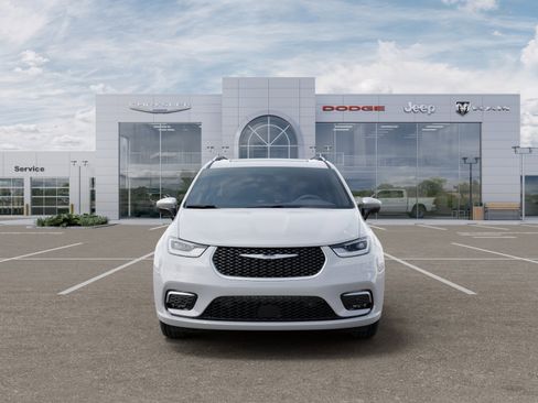 New 2026 Chrysler Pacifica Pinnacle image 35