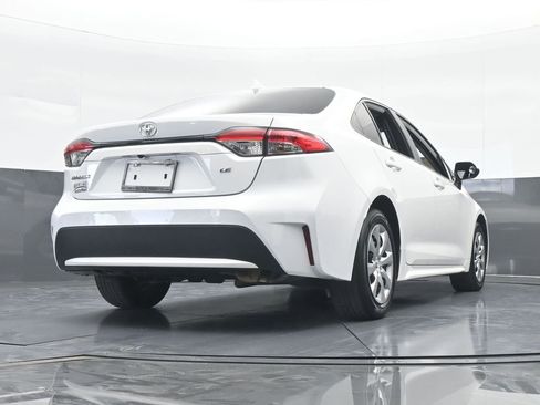 Used 2022 Toyota Corolla LE image 55