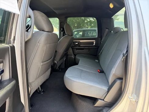 Used 2024 RAM 1500 Warlock AWD/4WD image 16