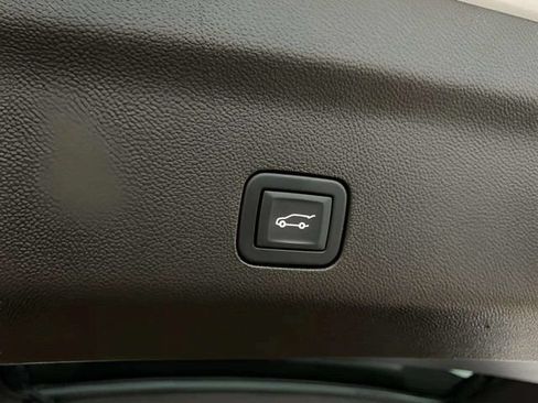 Used 2023 Cadillac Escalade ESV Sport w/ Touring Package AWD/4WD image 11