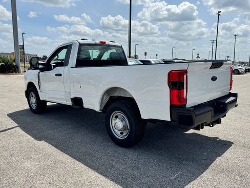 Used 2024 Ford F350 XL w/ 360-Degree Camera Package RWD image 5