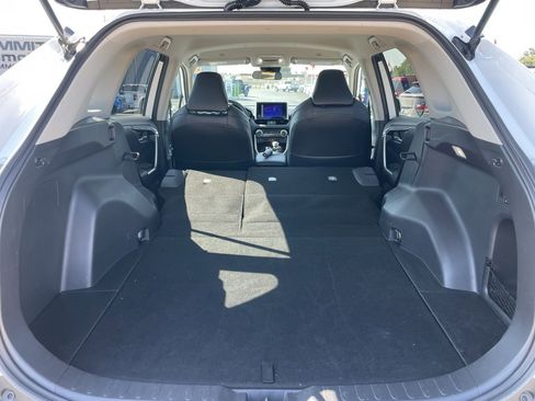 Used 2024 Toyota RAV4 Adventure image 31