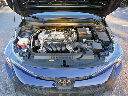 Used 2021 Toyota Corolla LE image 32