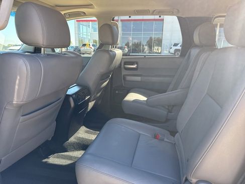 Used 2017 Toyota Sequoia Limited image 9