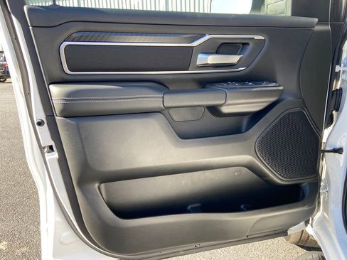 New 2026 RAM 1500 Big Horn AWD/4WD image 12