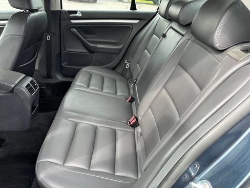 Used 2008 Volkswagen Jetta SE FWD image 9