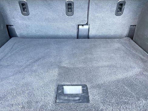 Used 2017 Chevrolet Equinox LT w/ Driver Confidence Package II image 24