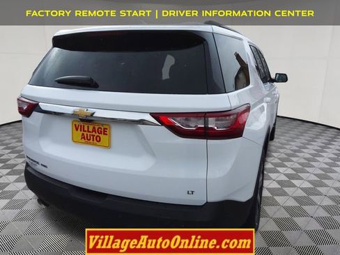 Used 2019 Chevrolet Traverse LT w/ LT Premium Package image 12