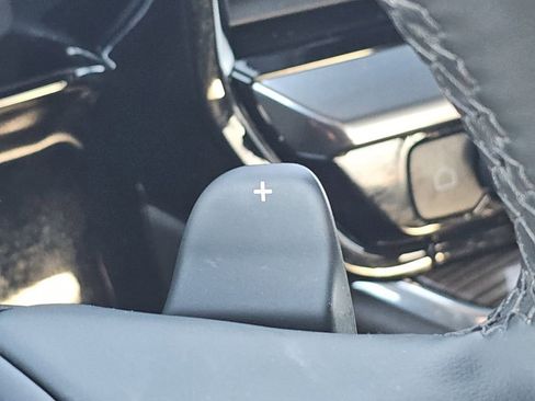 Used 2024 Chevrolet Silverado 1500 LT Trail Boss w/ Convenience Package II image 17