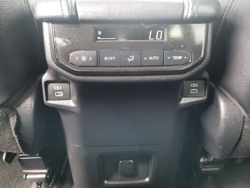 Used 2025 Toyota Grand Highlander AWD image 24