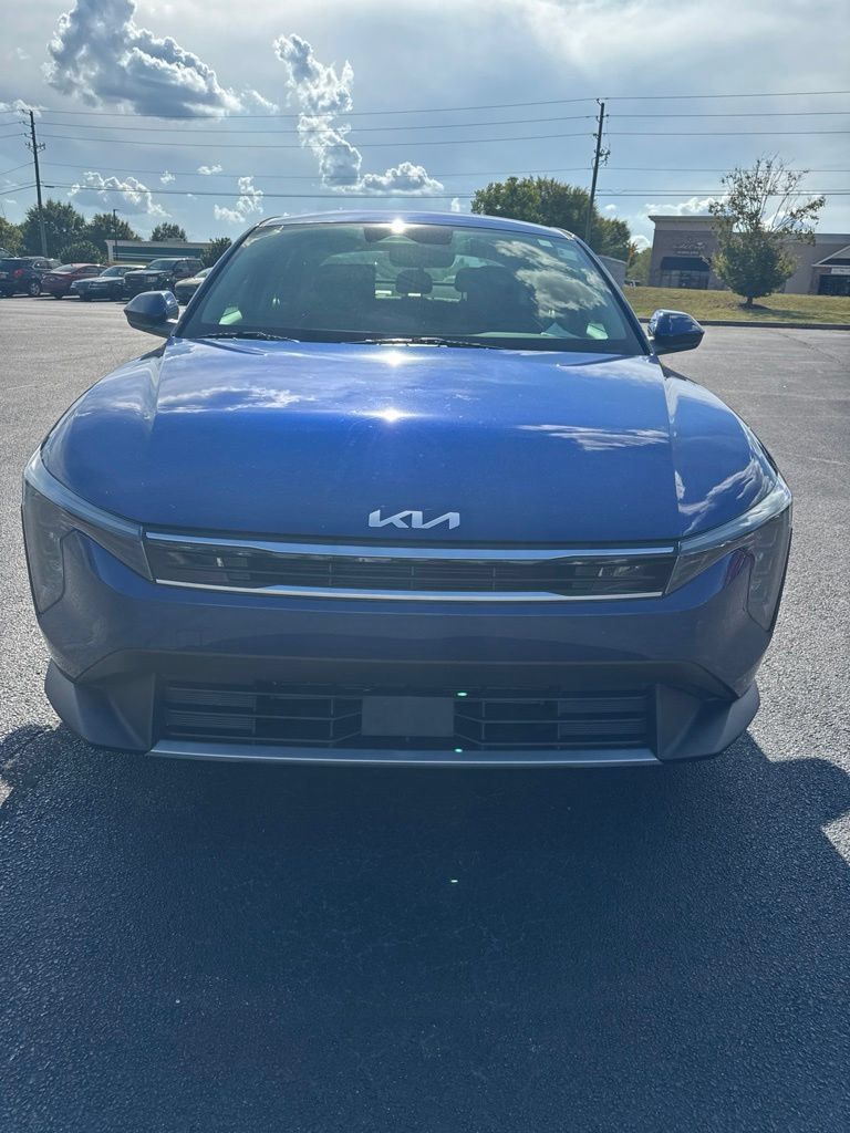 Used 2025 Kia K4 EX FWD image 2