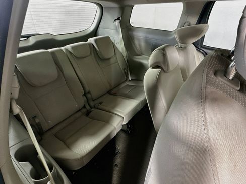 Used 2020 Kia Sedona LX FWD image 25