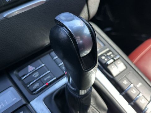 Used 2018 Porsche Macan GTS image 18