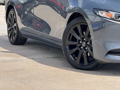 Used 2025 MAZDA MAZDA3 s image 13