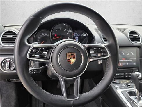 Used 2022 Porsche 718 Cayman image 15