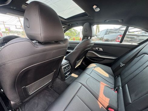 Used 2021 BMW 330i xDrive Sedan w/ Premium Package AWD/4WD image 28