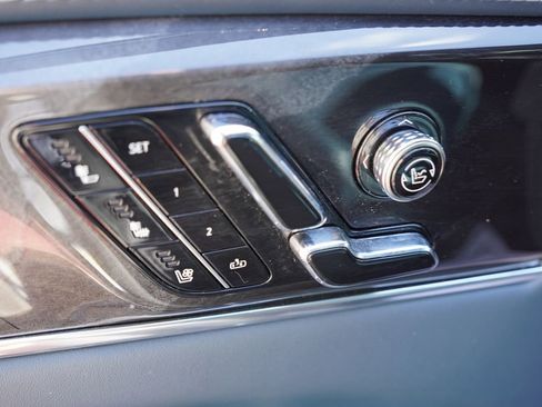 Used 2025 Cadillac Escalade IQ Luxury 2 w/ LPO, Premium Carpet Package AWD/4WD image 26
