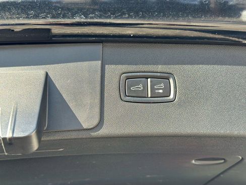 Used 2019 Porsche Cayenne E-Hybrid image 55