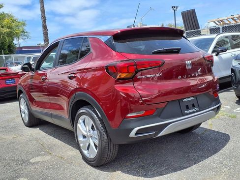 Certified 2024 Buick Encore GX Preferred FWD image 12